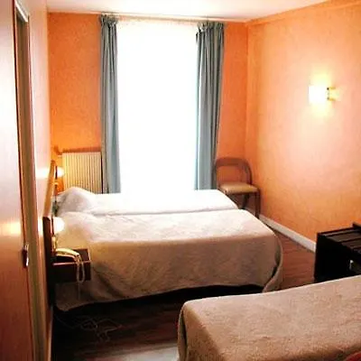 Hibiscus Republique Hotel Paris 2*,